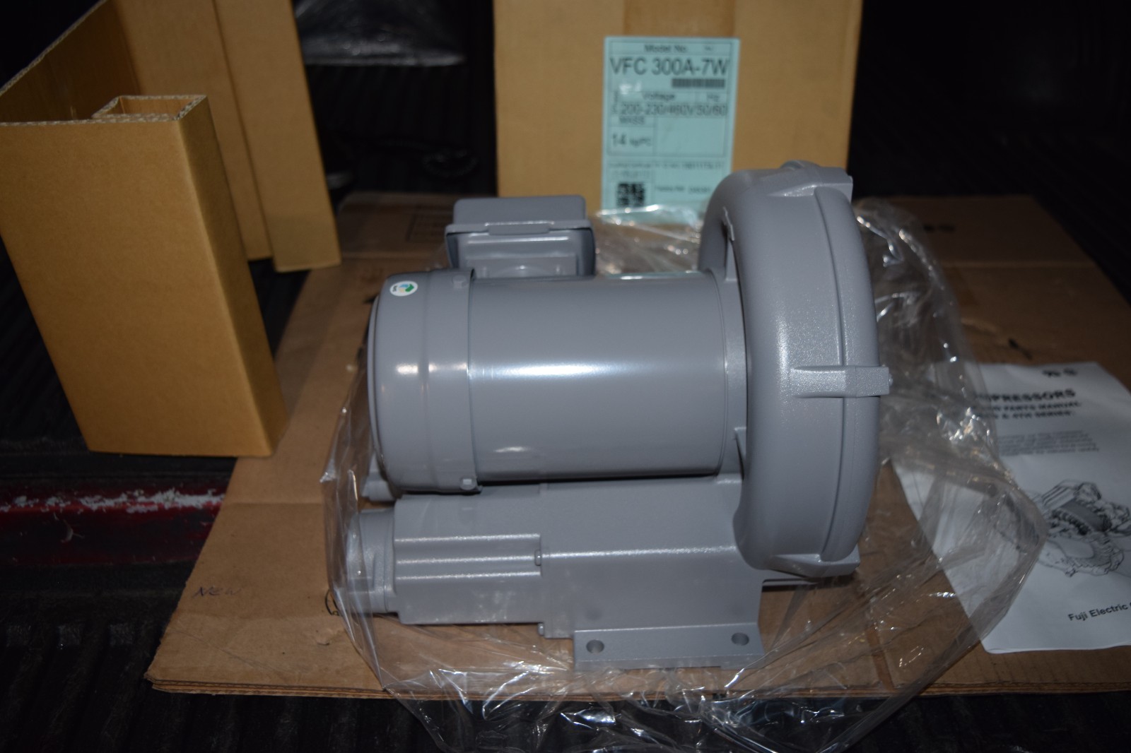 Fuji Electric VFC300A-7W Ring Compressor