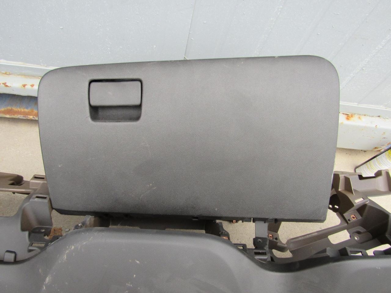 TRAVERSE  2018 Glove Box 1072814