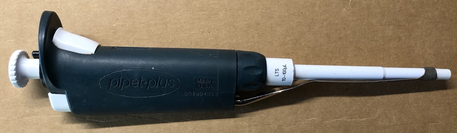 Rainin RL100 Pipette, LTS, 10 - 100 µL Adjustable Volume, Lite-Touch, Latch Mode