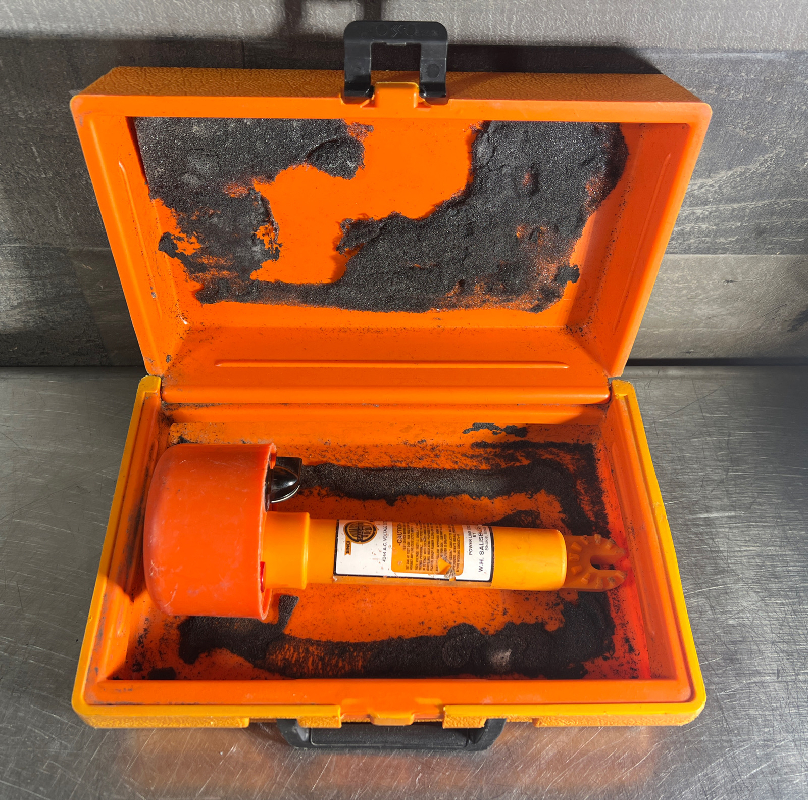 SALISBURY Model WHSCO 4244 Audio Visual AC VOLTAGE DETECTOR. Our #8