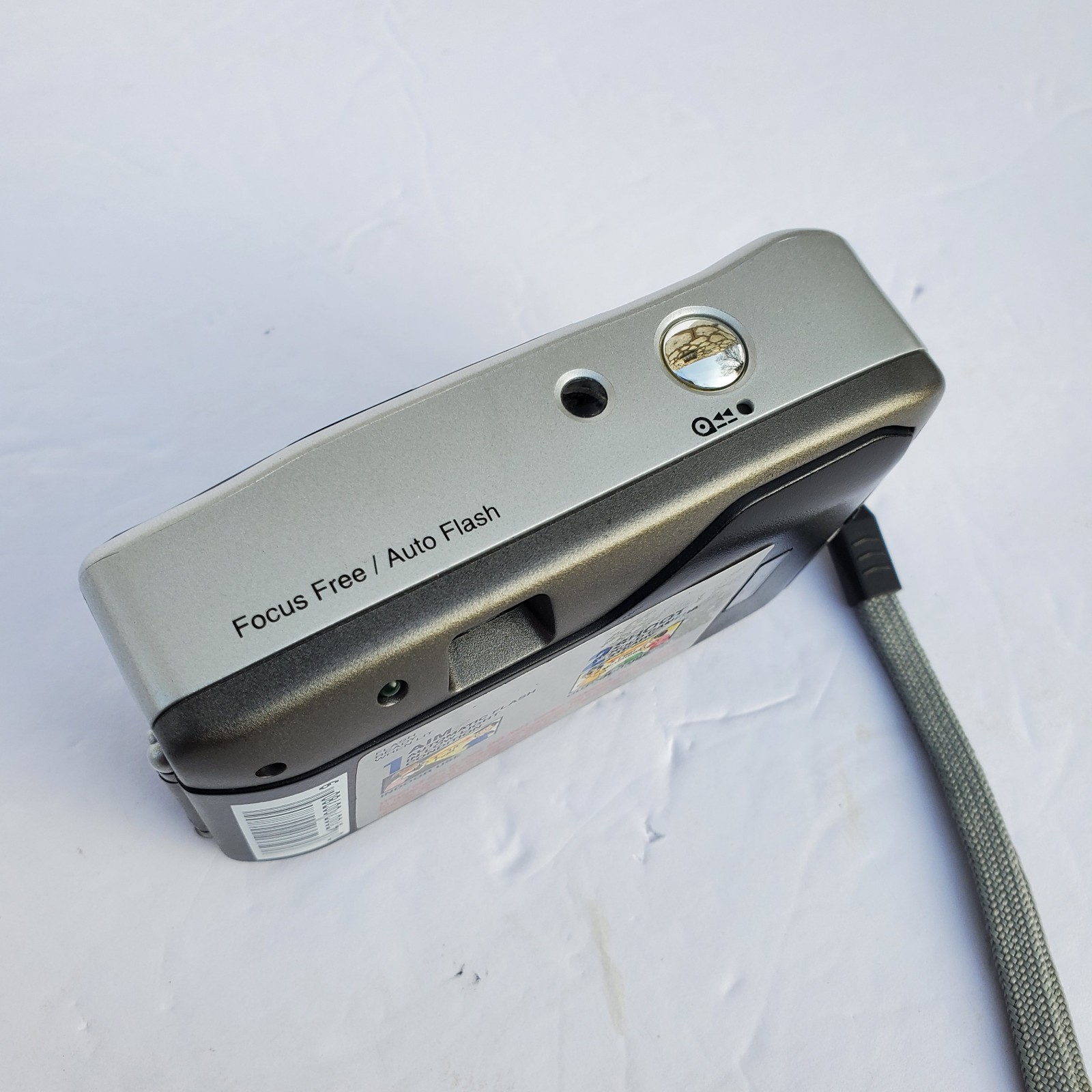 Walgreens Studio 35 Motorized 35mm Point & Shoot Film Camera Flash Silver/Black