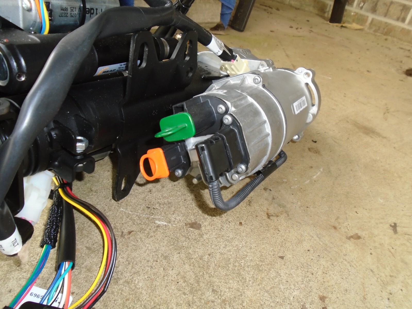 ZF Reax Electrically Assisted Steering Column 113070 NEW