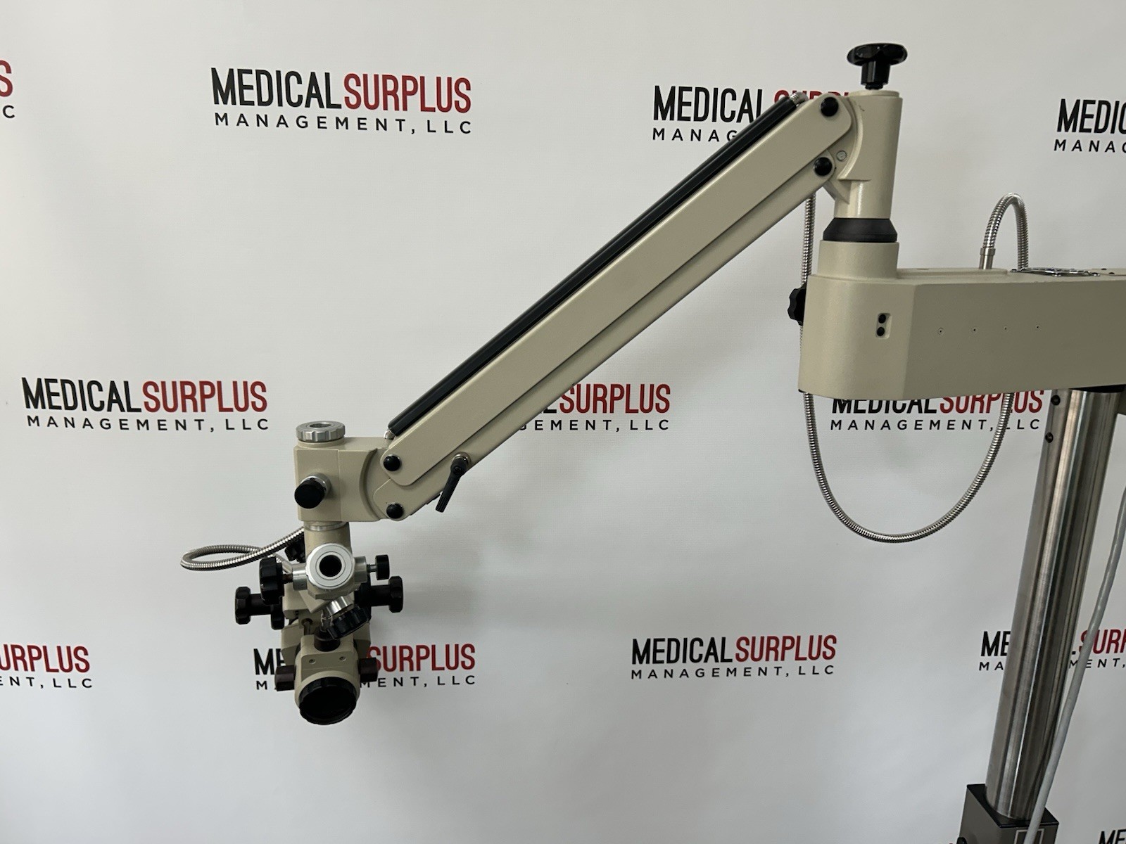 Global M-703F Surgical Microscope
