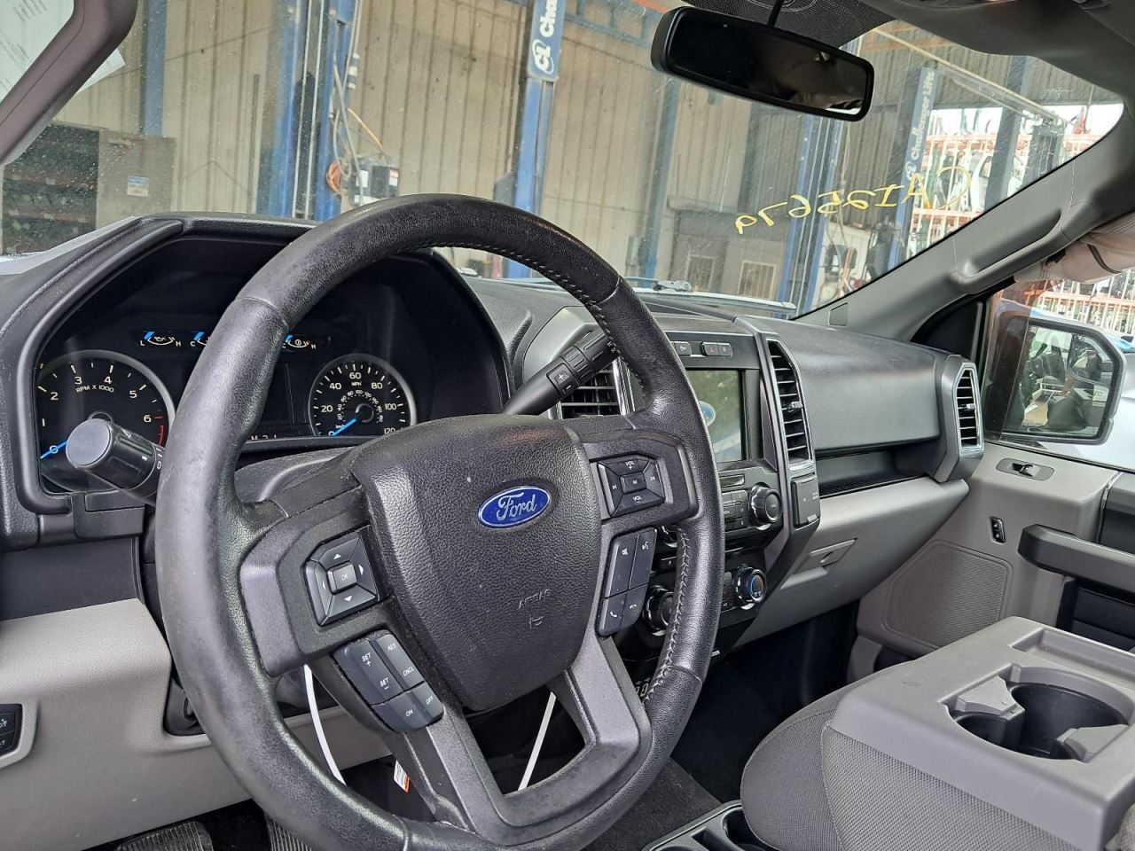 F150 2017 Glove Box 4799547