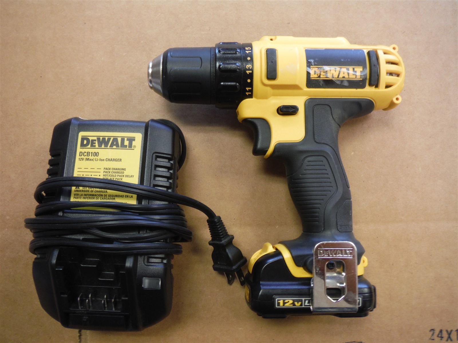 Dewalt DCD710, 3/8" X 12 Volt Drill With One Battery + Charger *204C