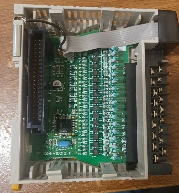 OMRON CQM1-ID212