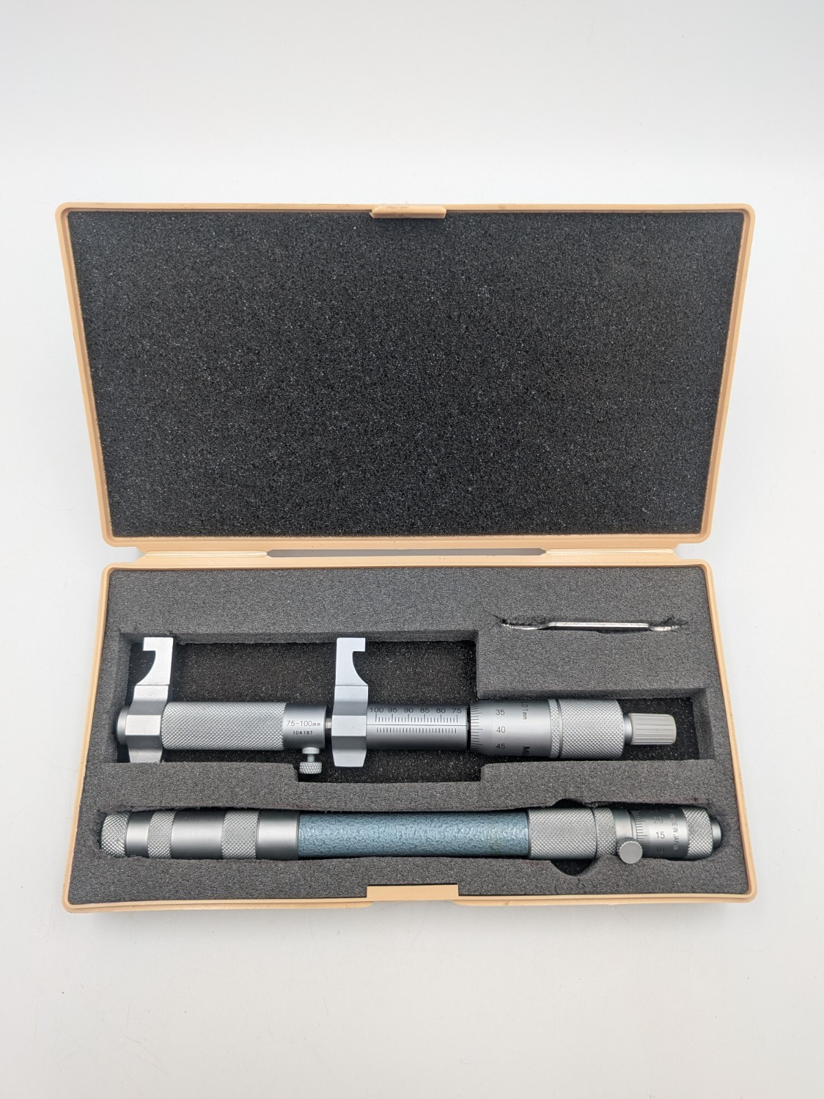 PERFECT, NEVER BEEN USED - Mitutoyo 145-188 Inside Micrometer: 75-100mm