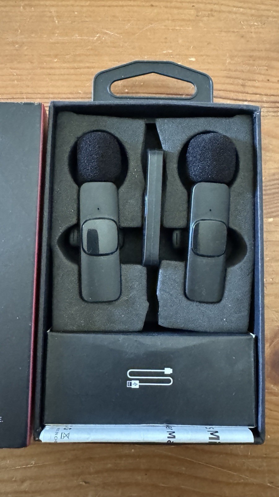 Magic Pop Mics - 2 to 1 Wireless Lavalier Kit