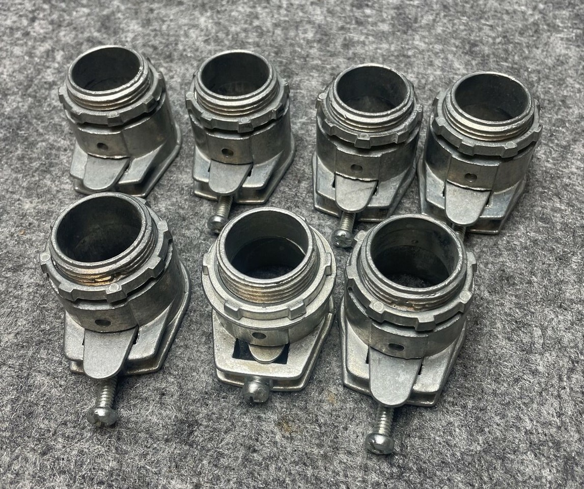 Lot of 7 - 1” Non Insulated Tite Bite Straight Connector flex to rigid Used