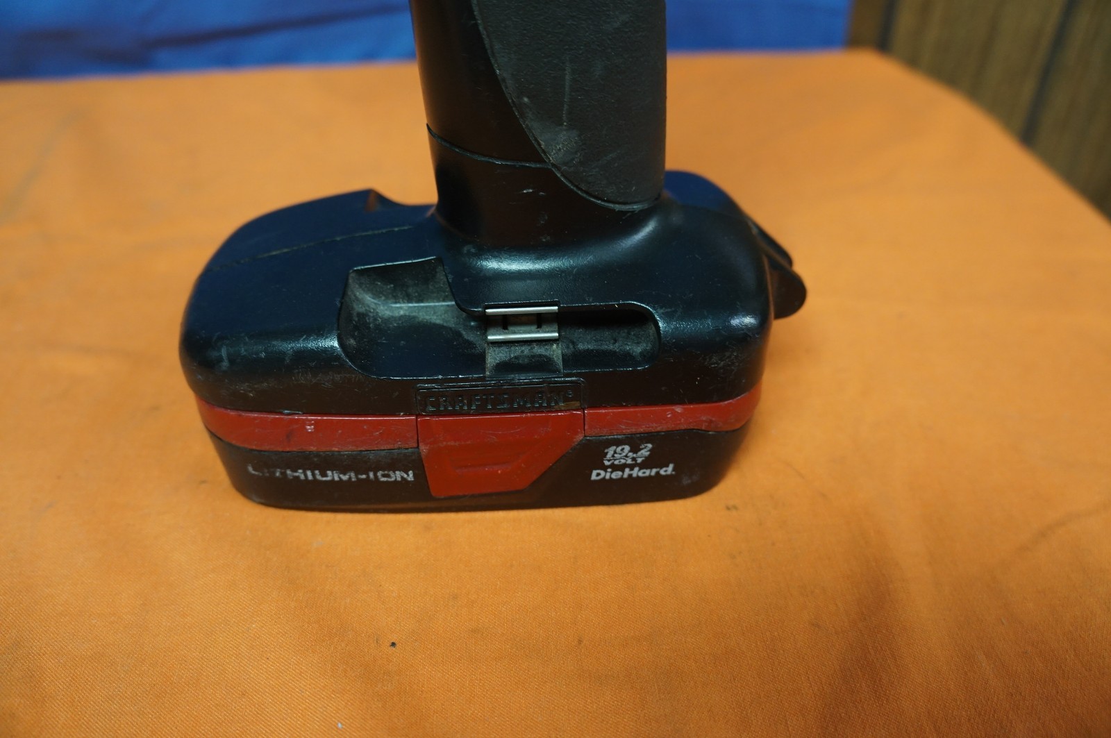 Craftsman 315.101541 19.2V 3/8" Angle Drill Driver & Lithium Ion Battery