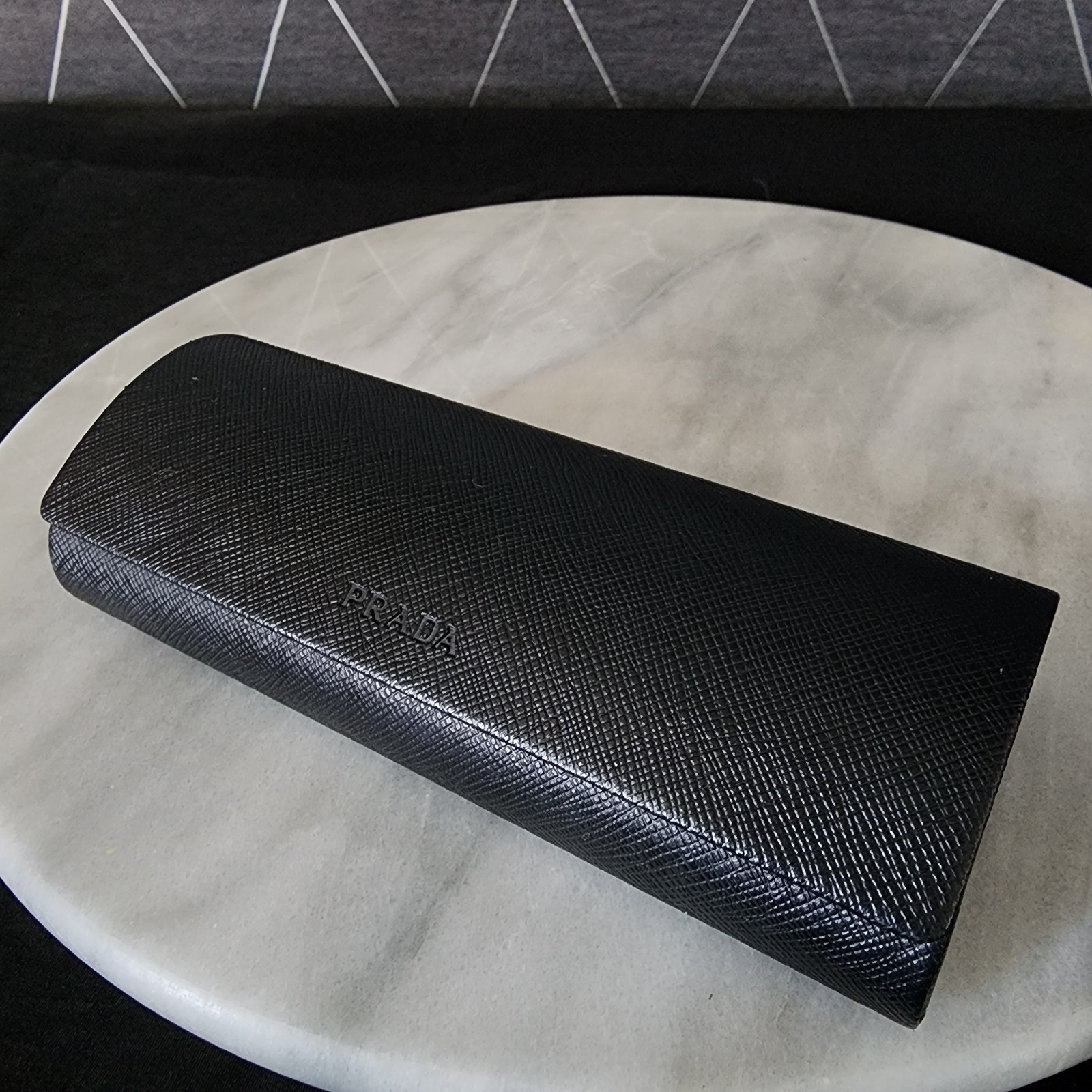 Prada Universal Black Small Hard Case for Eyeglasses Sunglasses Cleaning Cloth