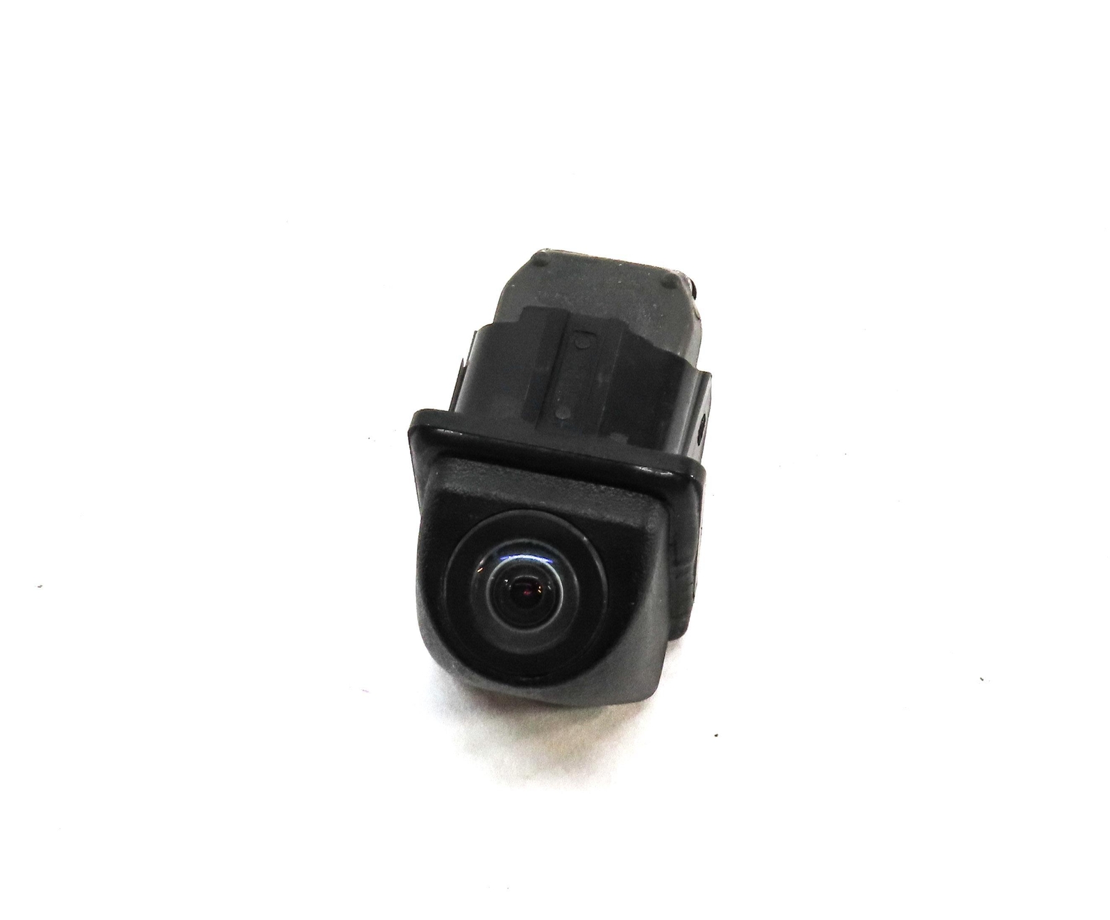 09-18 BMW 2 3 4 5 7 M5 X3 X5 X6 (F01 F07 F10 F15 F16 F30 F32) REARVIEW CAMERA