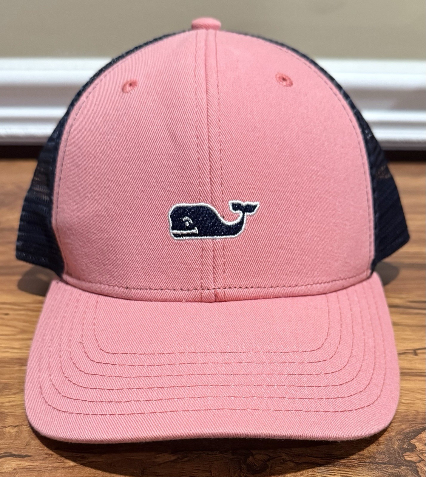 Vineyard Vines Trucker Golf Hat Iconic Whale Logo On Front Pink & Blue SnapBack