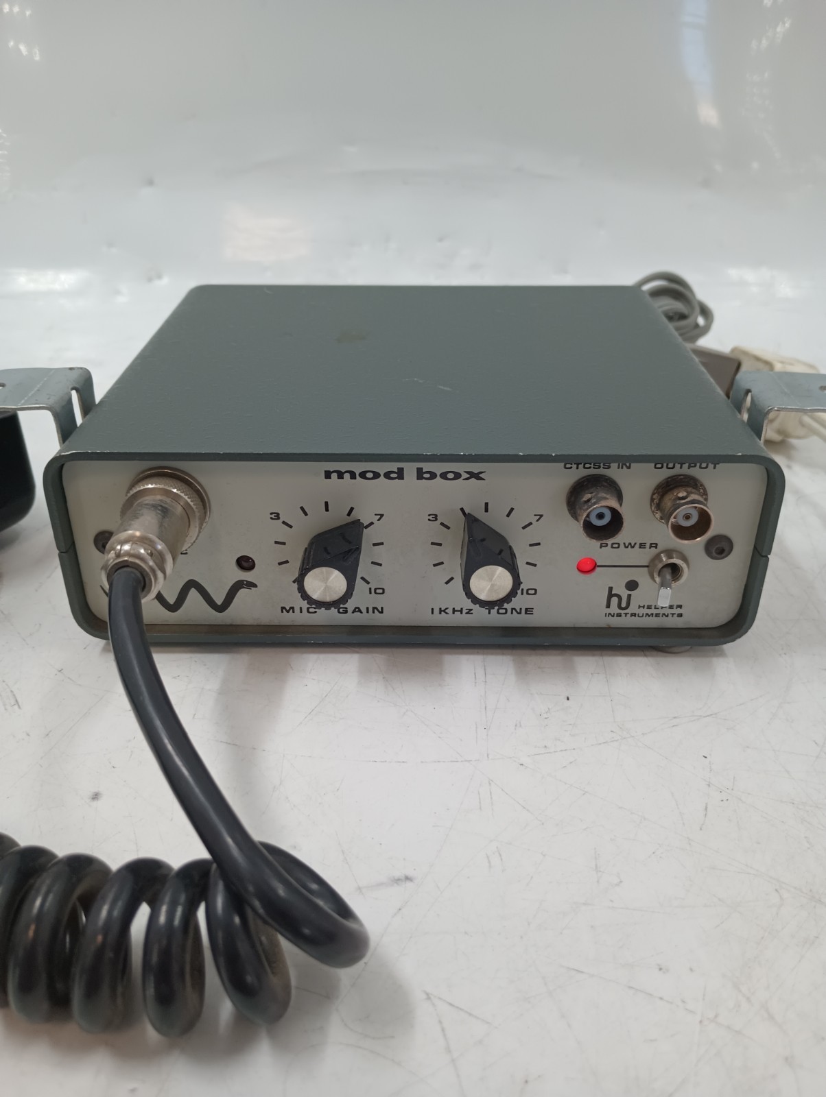Helper Instruments Mod Box w/Turner Mic - AS-IS - Powers On - Untested - GC-7368