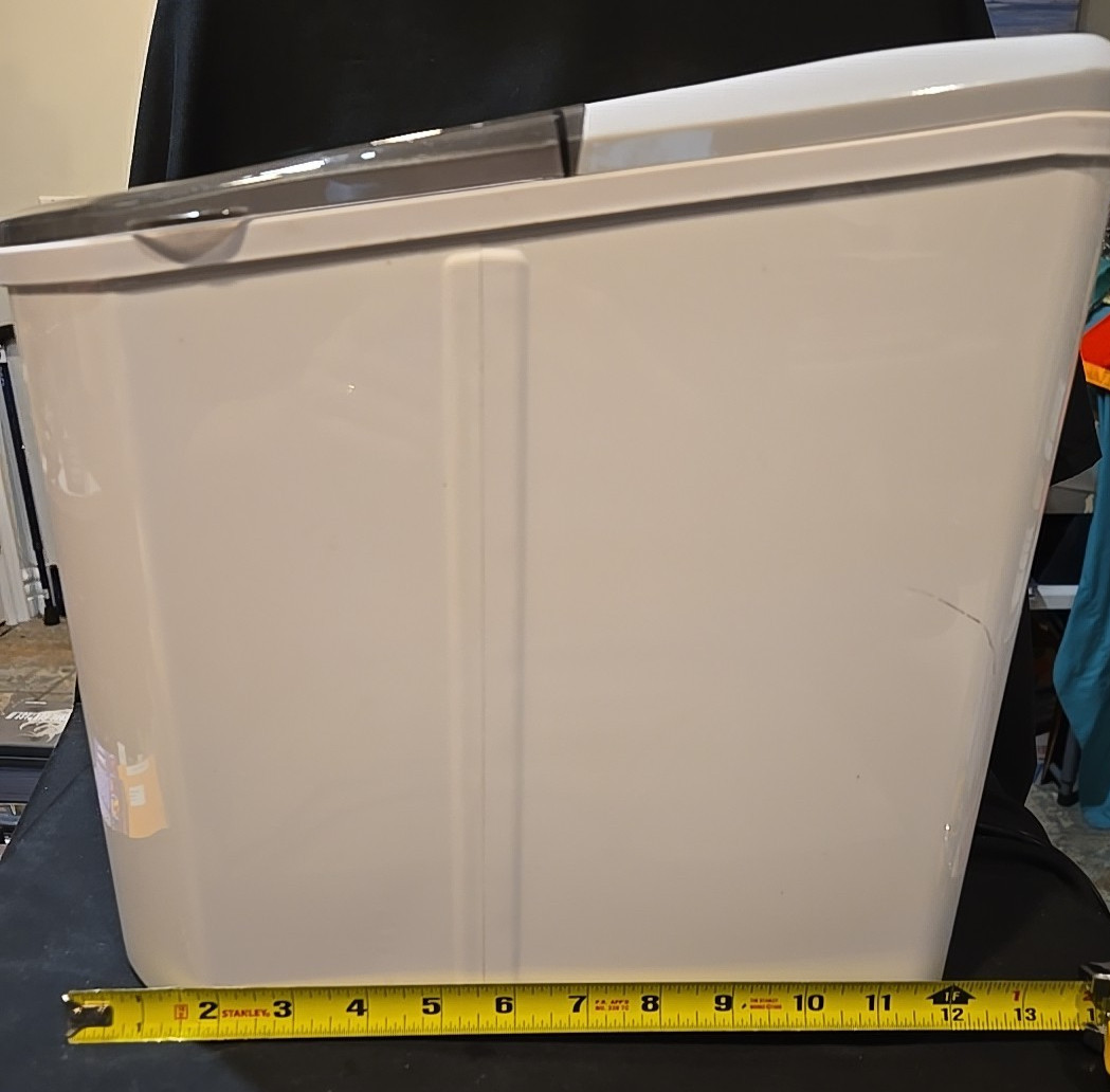 Kooler Things KT-Z6 Countertop Ice Maker Machine Self Cleaning - EXCELLENT