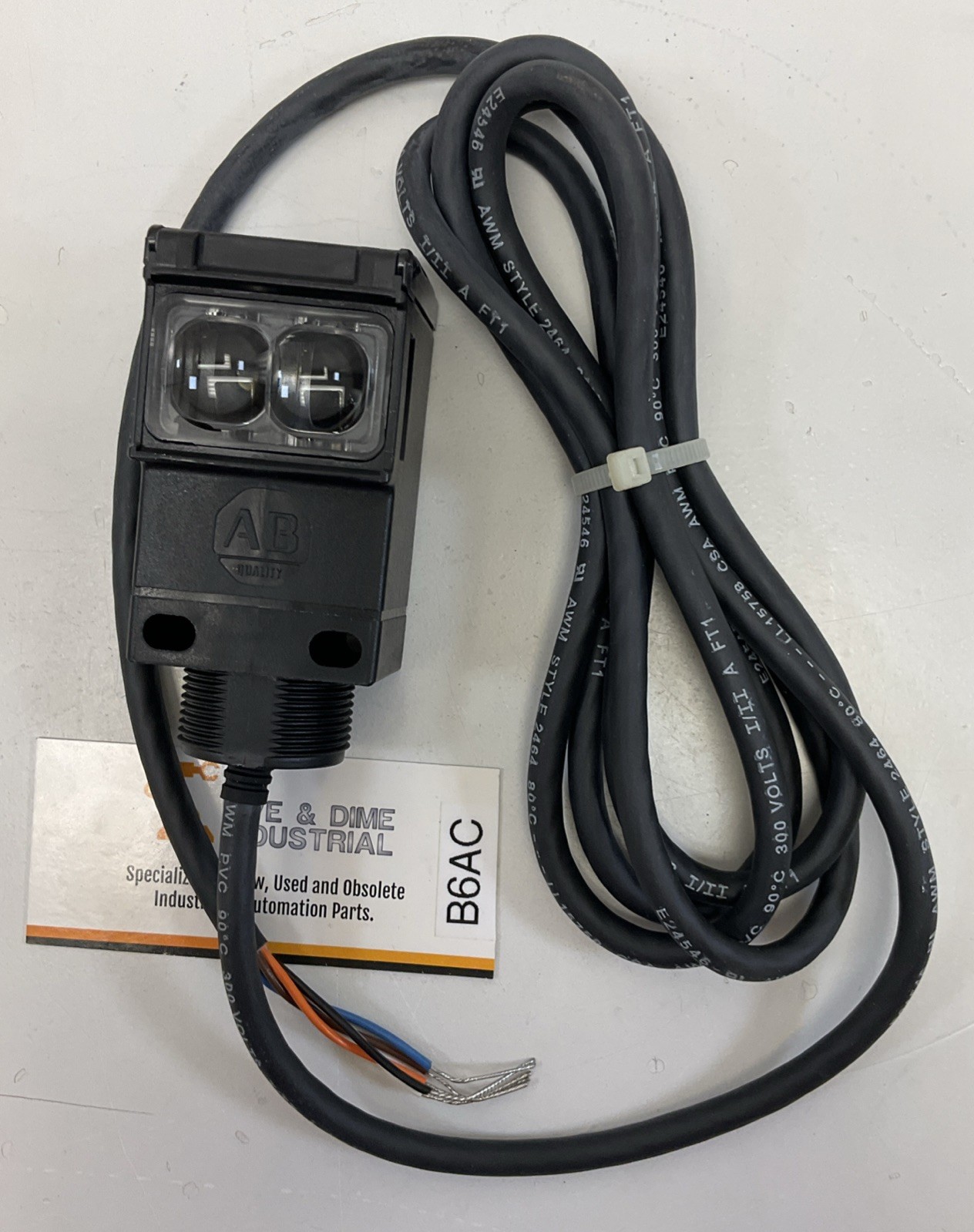 Allen-Bradley 42GRR-9001 Photoelectric Sensor / Switch 10-55VDC, 2M Cable