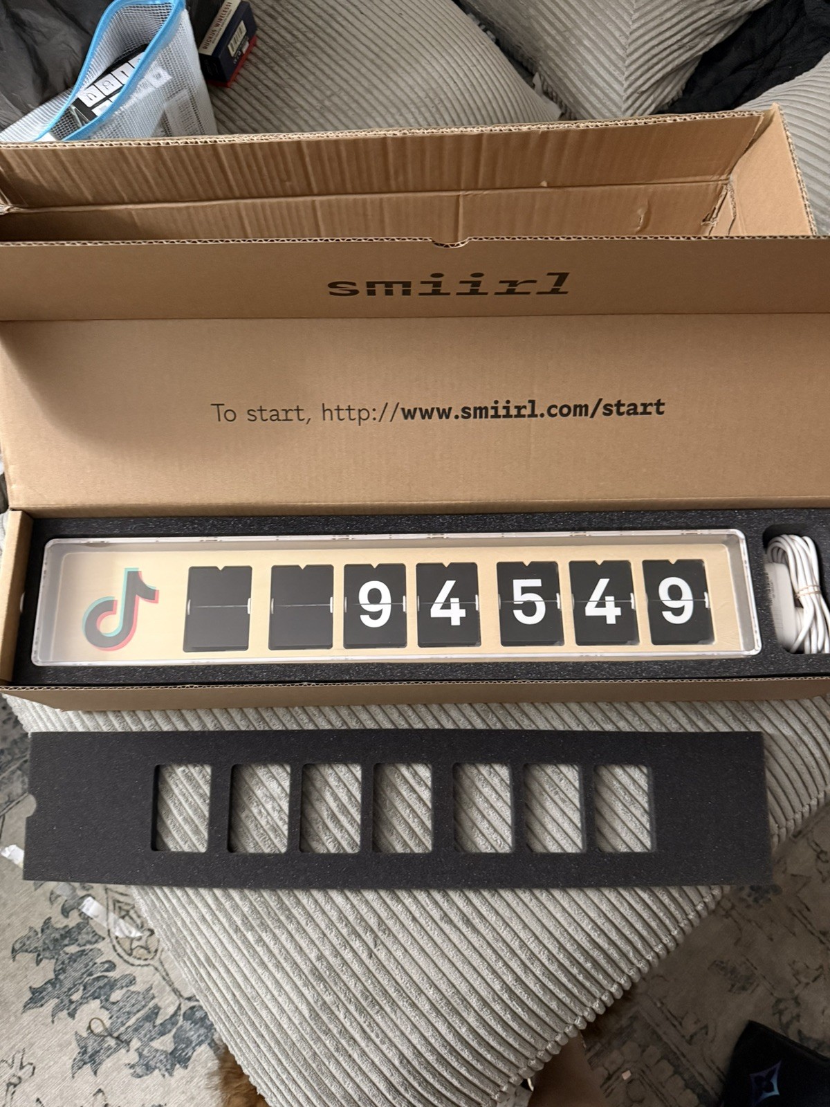 TikTok SMIIRL COUNTER Realtime 7 digits
