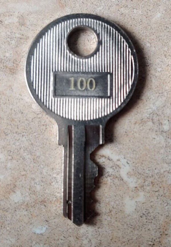 Star #100 Round Head Key for Choice CD4-1416 CD4-1616 Cash Drawers KEY-CD4-100