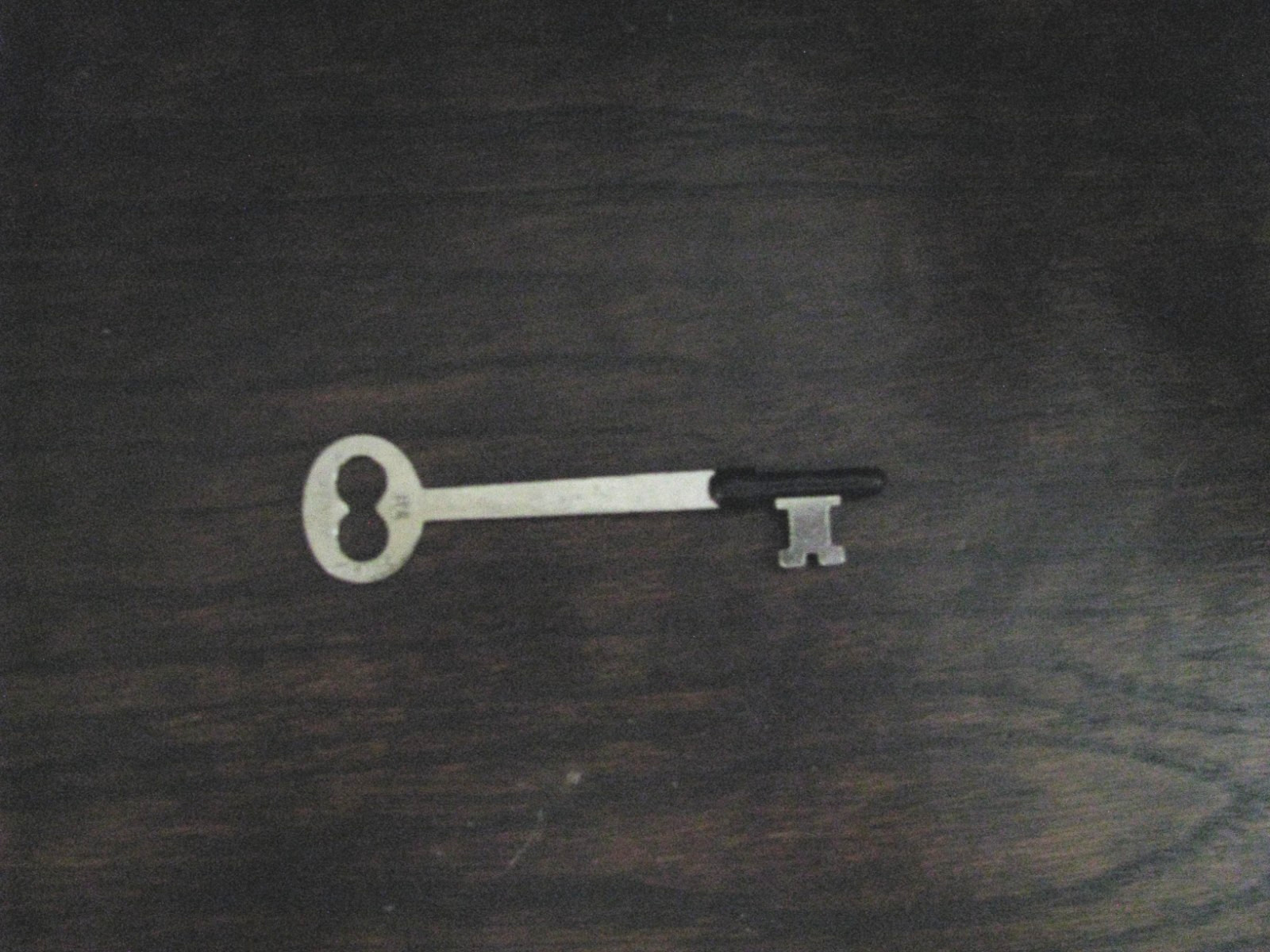 Skeleton Key Marked Canada 18 3 3/8"