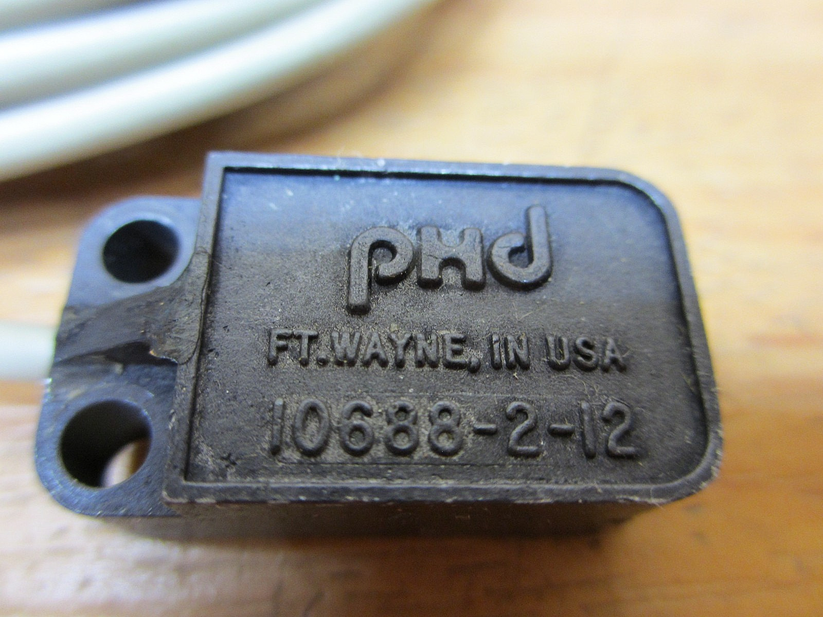 PHD 10688-2-12 *NEW OLD STK* Hall Effect Sensor