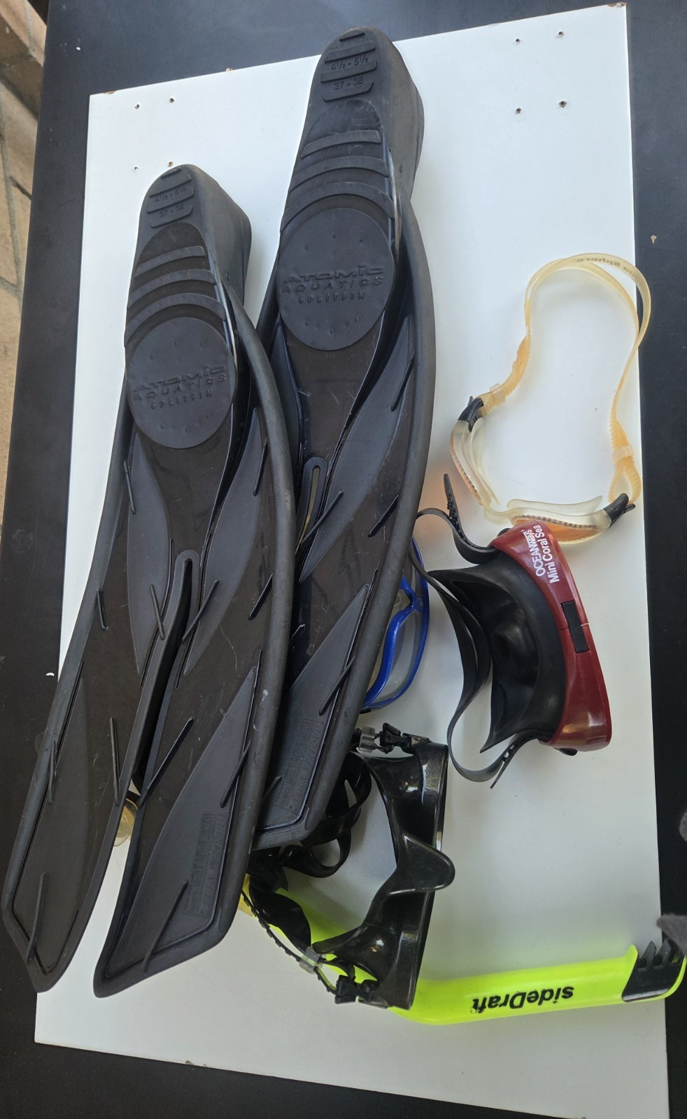 Atomic Aquatics Splitfin Fins, Oceanways Mask, Sidepart Snorkel, Aqua Sphere Go…