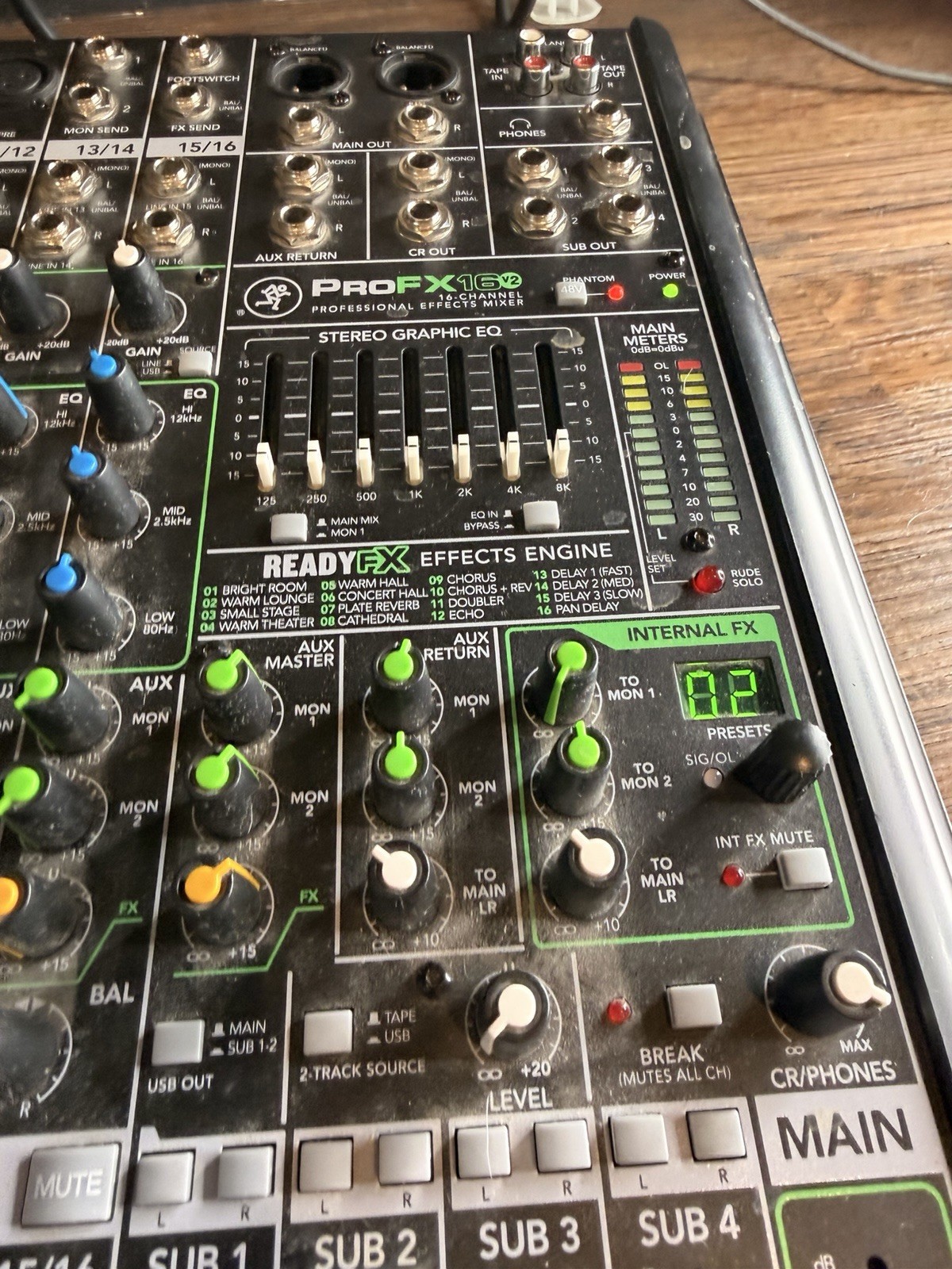 Mackie PROFX22V2 22-Channel FX Mixer - Tested & Working!