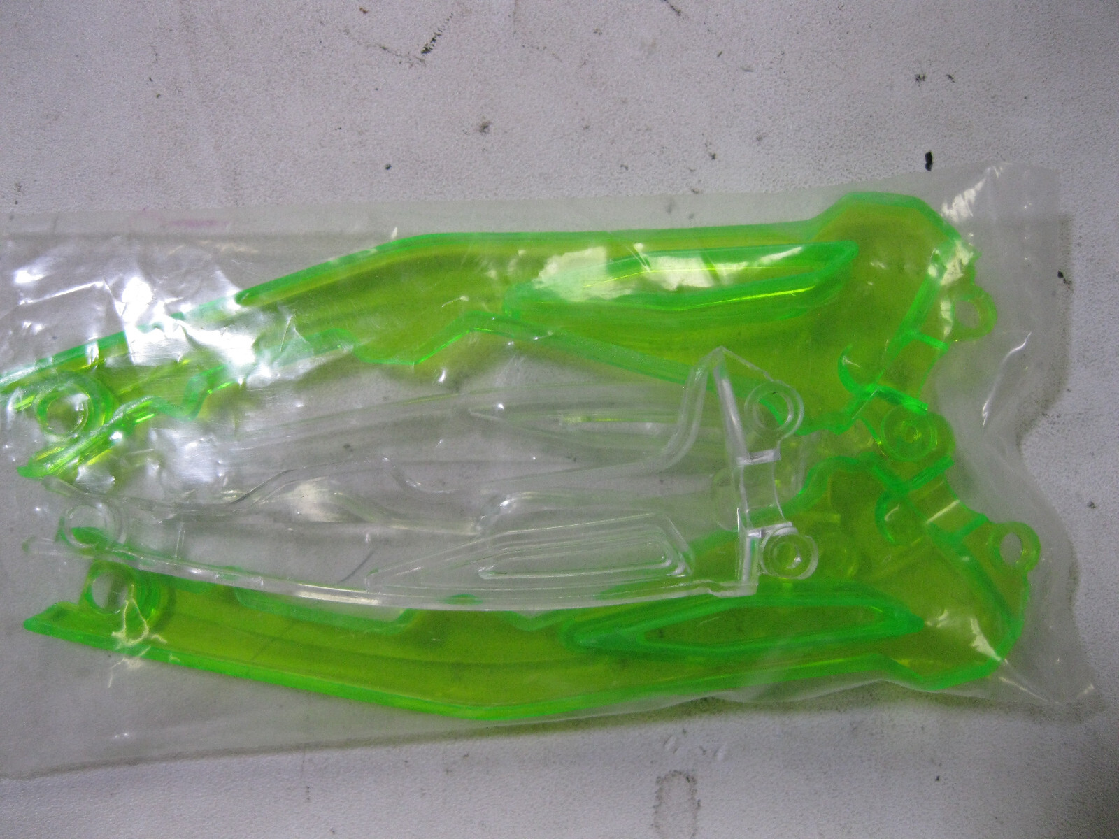 DIDE1135 GREEN/CLEAR LED COVERS (OMINUS)