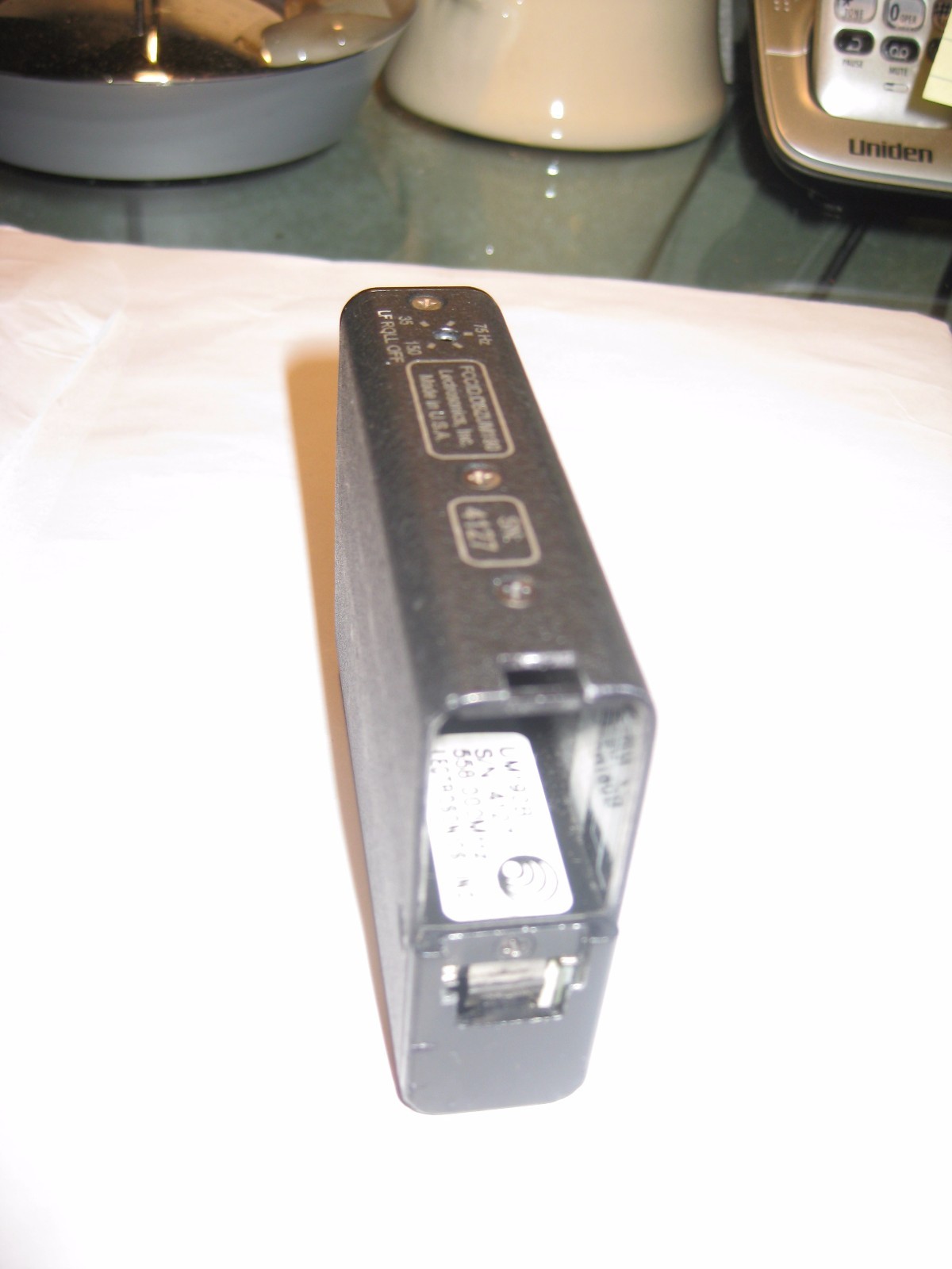 Lectrosonics UM190B 558.000 MHz  No battery cover