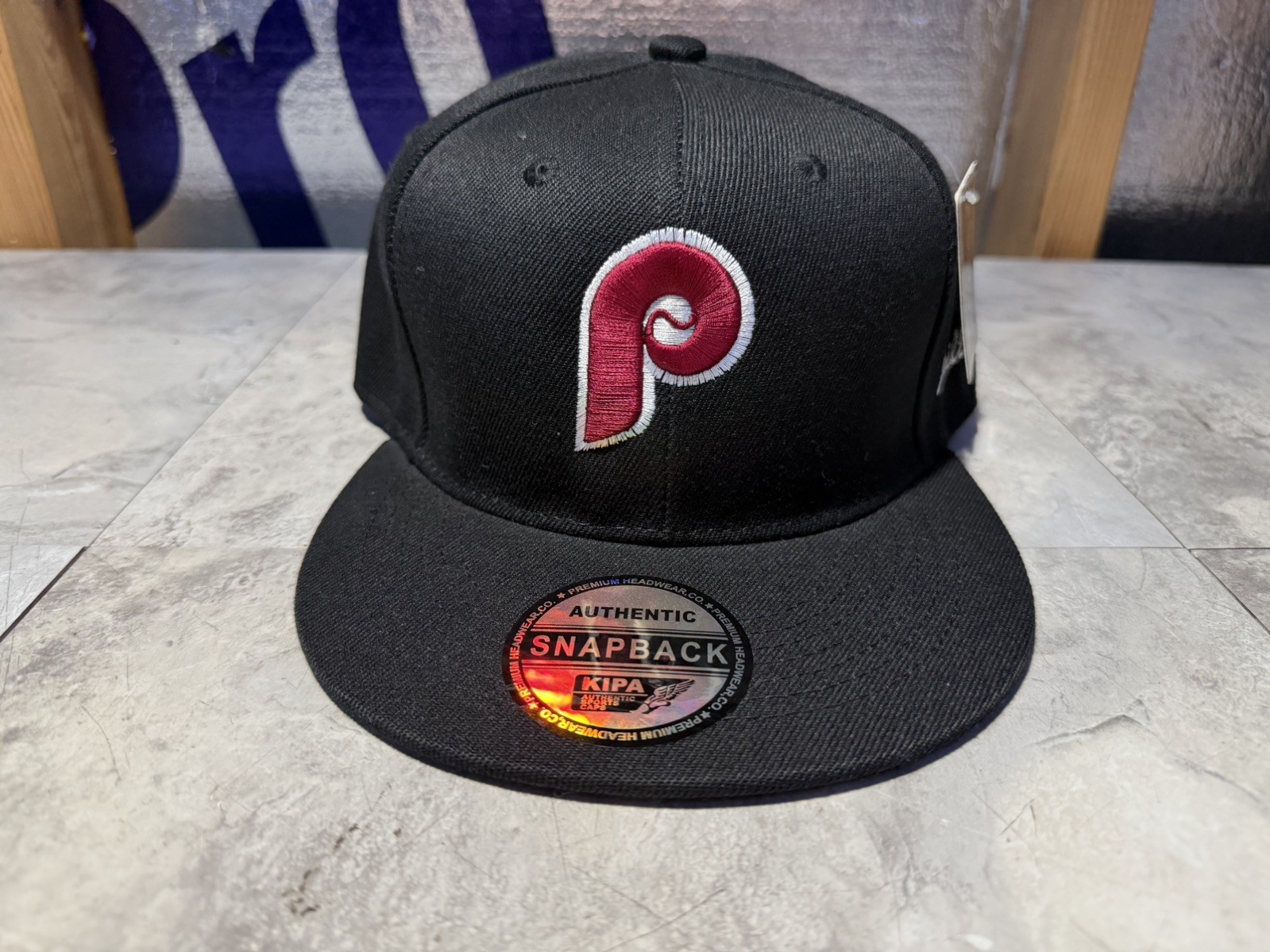 NWT Kipa Premium Throwback Philadelphia Phillies Black Hat/ Red P Cap, Lid.