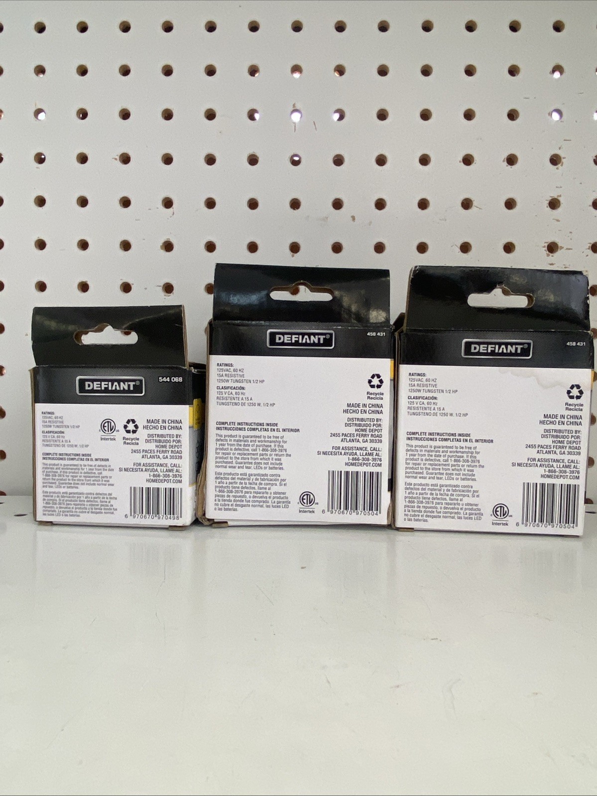 Lot-3 Defiant 15 Amp 24-Hour Indoor Plug-In Mechanical Timer with Heavy Basic.