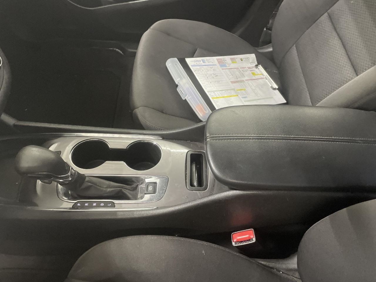 Complete Console Front Floor Without Wireless Charger Fits 19-24 MALIBU 1046165