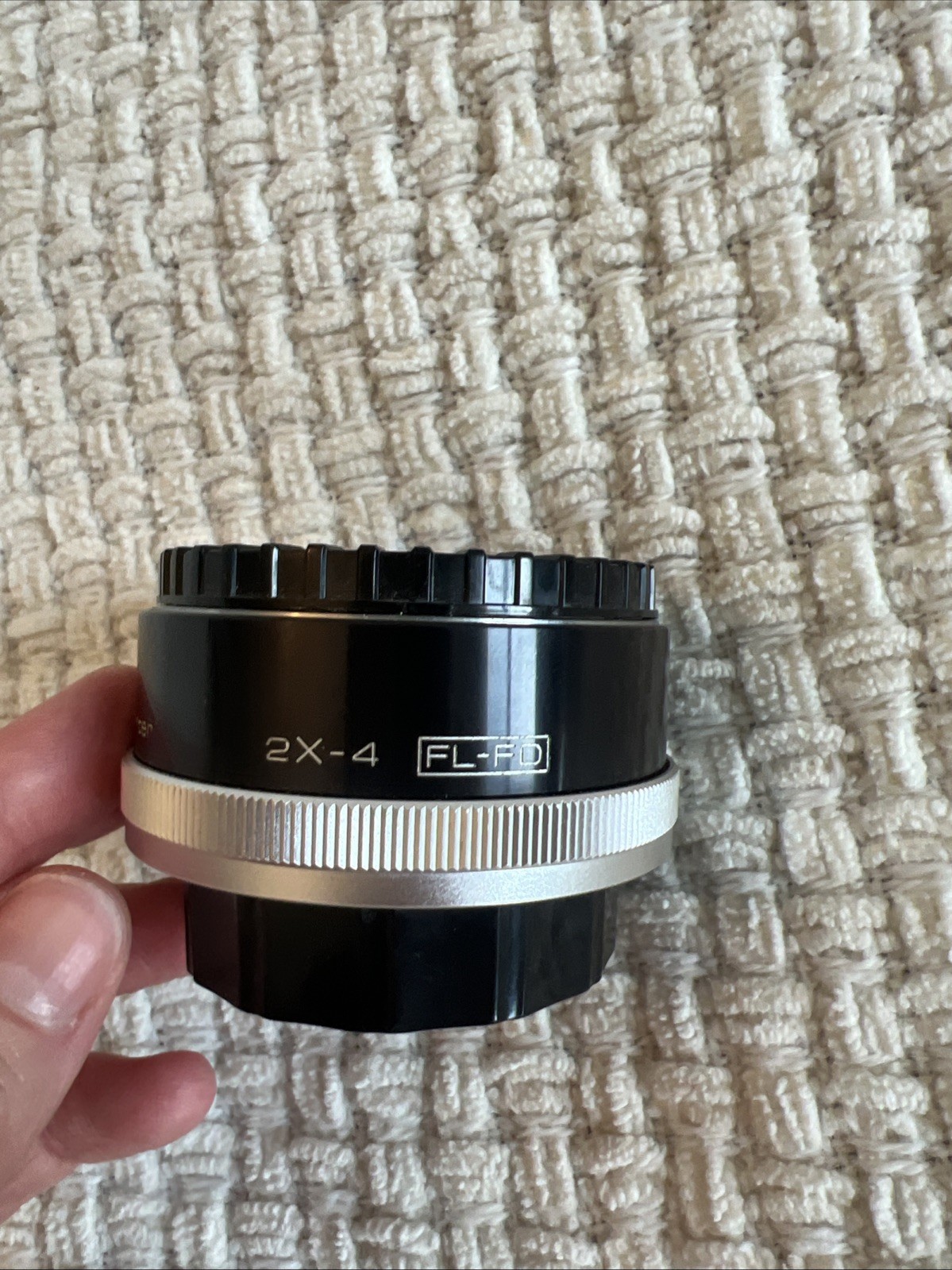 Vivitar Macro Focusing 2X Automatic TELECONVERTER Canon