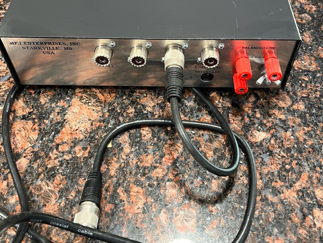 MFJ-941E VERSA TUNER II. Very Good Condition