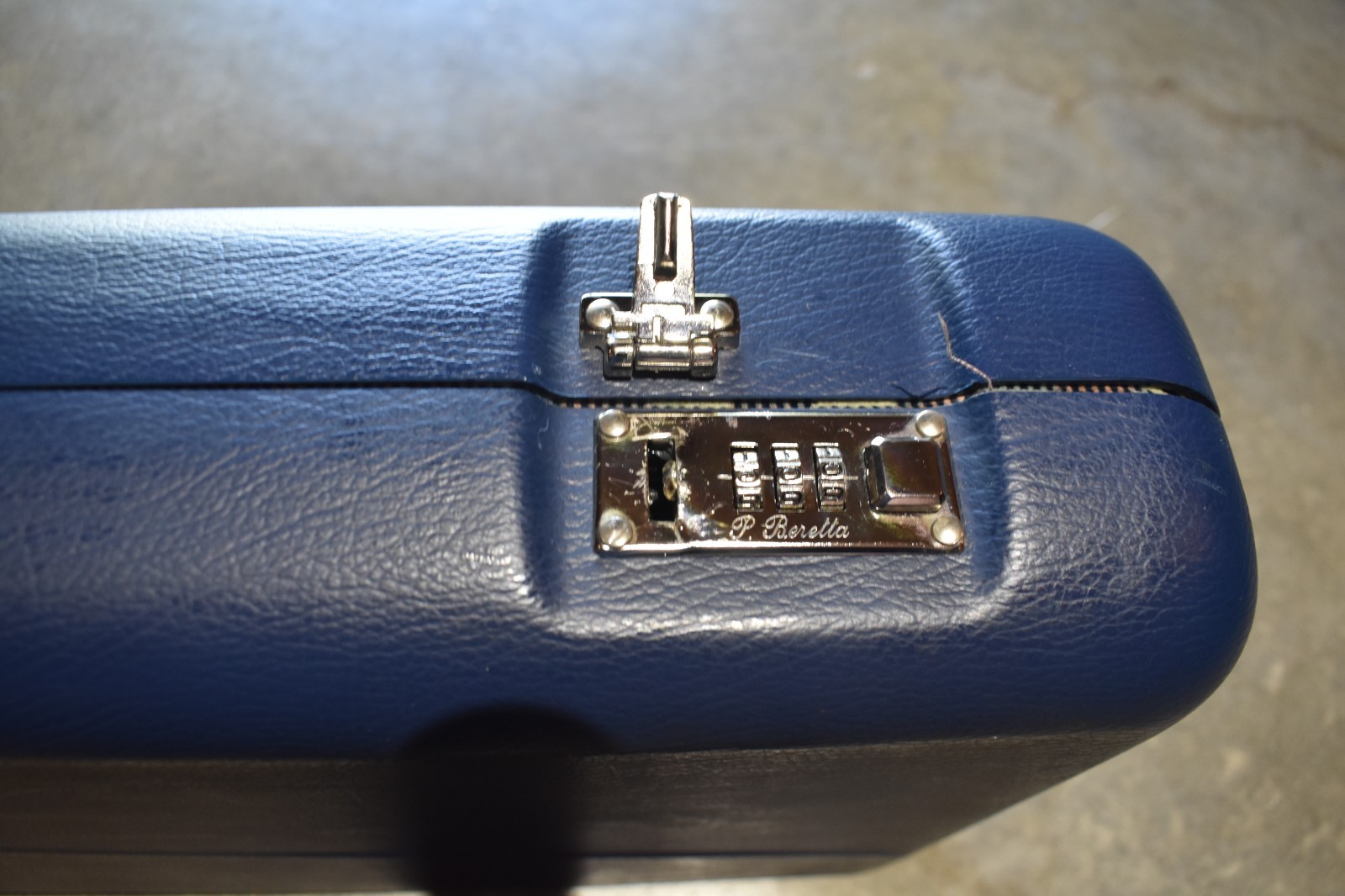 BERETTA 687 EELL Factory Pair over & under Hard case 2 gun hard case