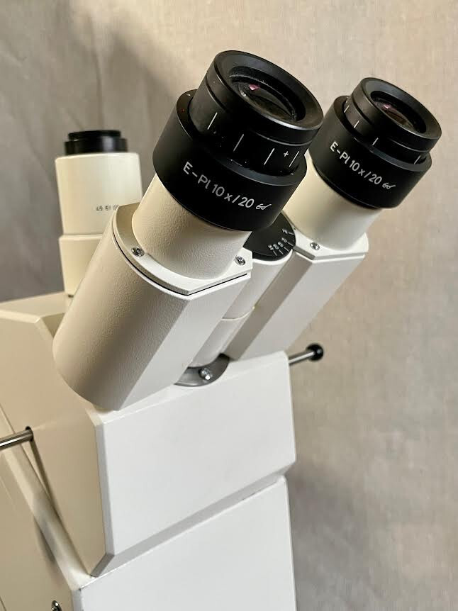 Carl Zeiss Axiovert S100 TV Inverted Phase Contrast Fluorescence Microscope