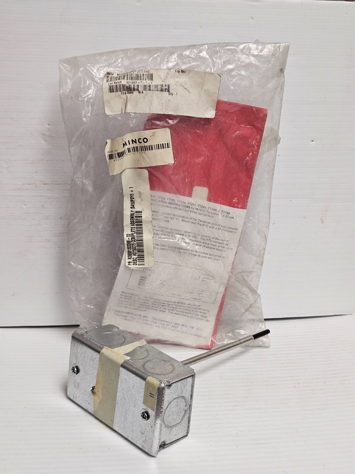 NEW MINCO TEMPERATURE SENSOR AS204803PDY6T111H2 TT151PD1H 100-BW