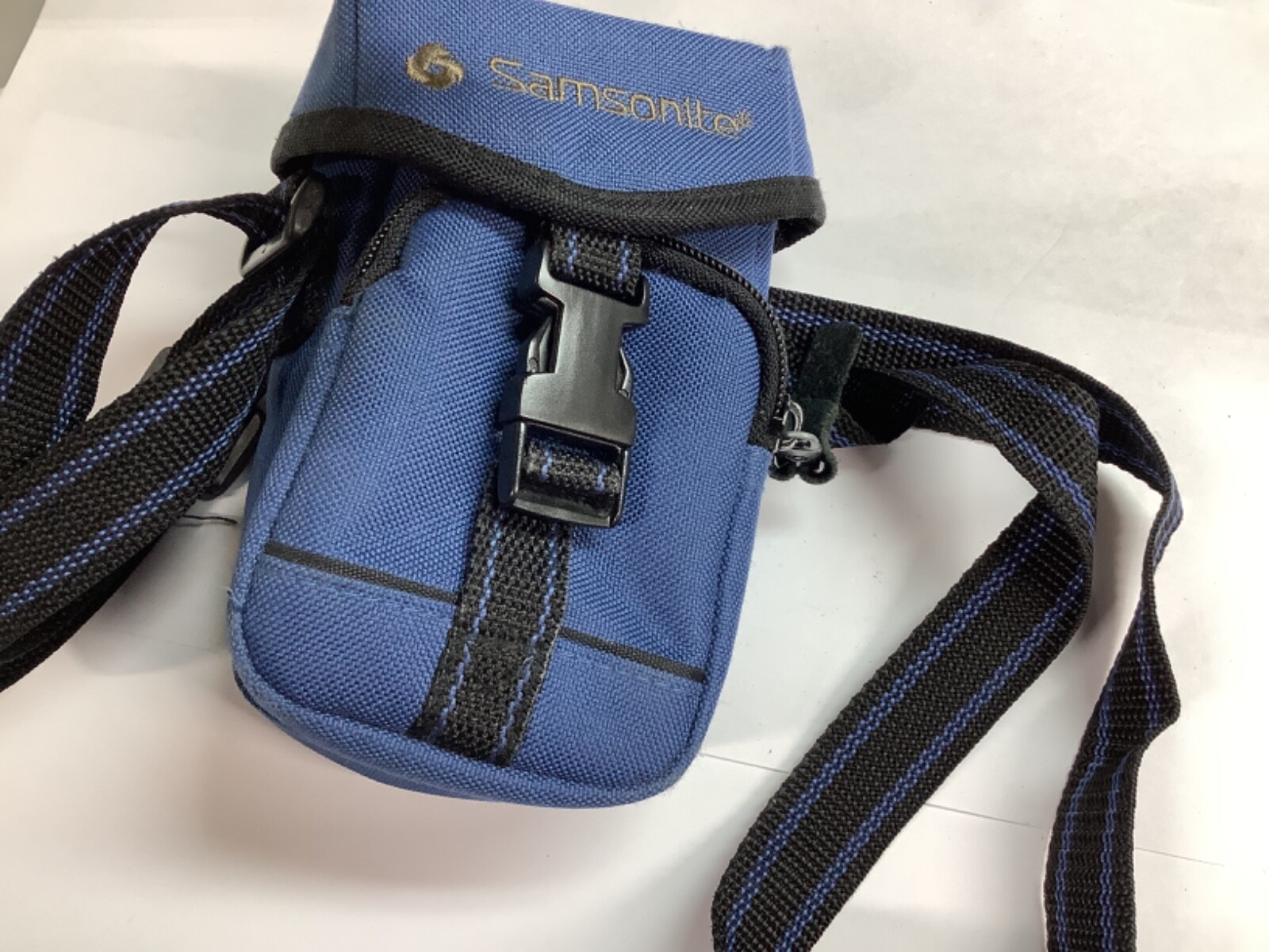 Genuine Samsonite Compact Camera Case Blue Adjustable Strap Multiple Pockets