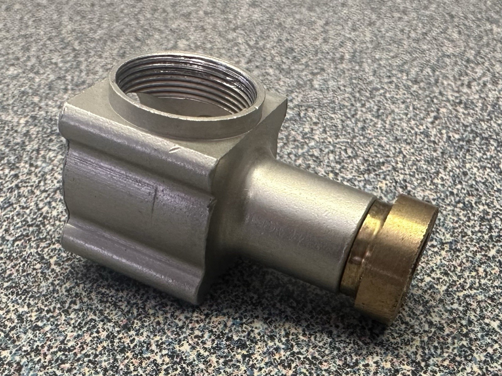 New Cox .049 Airplane Engine Clear Anodized Crankcase W/ Round Brass Driveplate