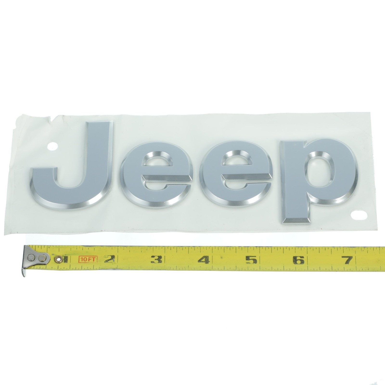 18-22 WRANGLER JL GLADIATOR JEEP EMBLEM BADGE NAMEPLATE OEM NEW MOPAR 68397096AA
