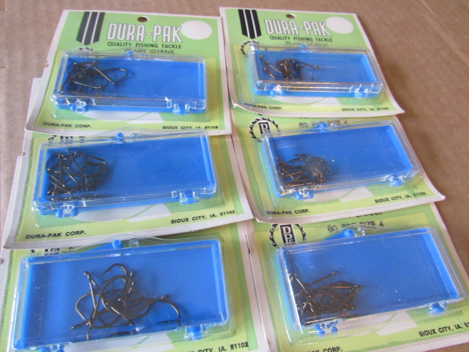 60 DURA-PAK Kirby Size 4 Plain Shank Bronzed Fishing Hooks  (B27-9)
