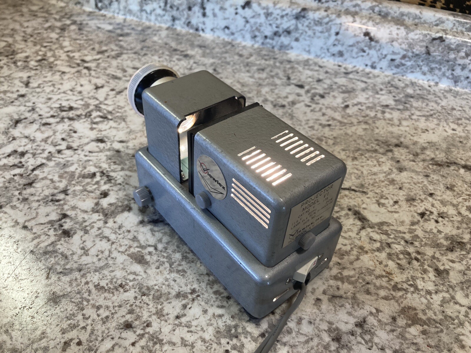 Viewlex Model VI Projector Holbrook, NY - Tested/Works