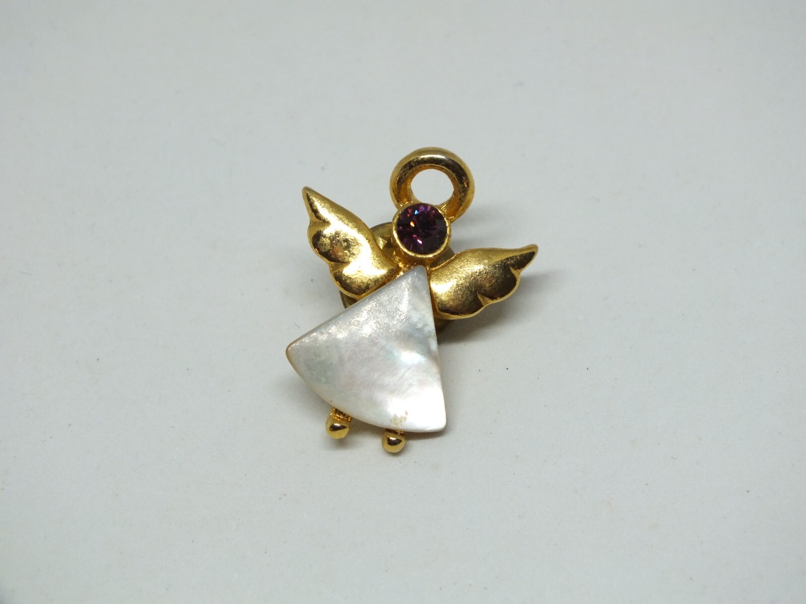 Beautiful Brooch Pin Angel Gold Tone Purple Rhinestones White Cabochon 1 x 7/8"