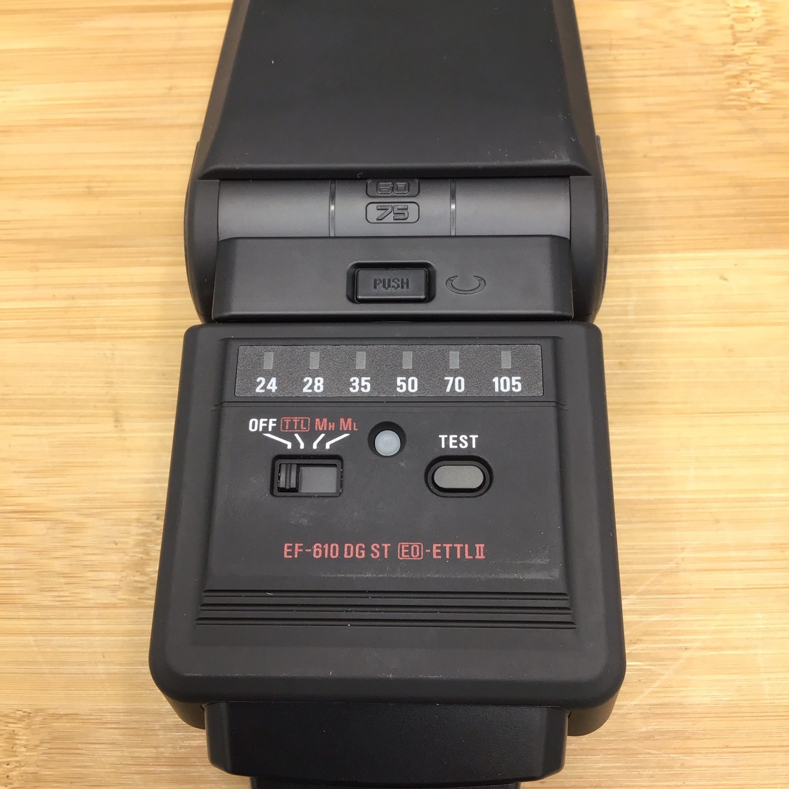 Sigma EF-610 DG ST Electronic Flash For Canon With Bag.