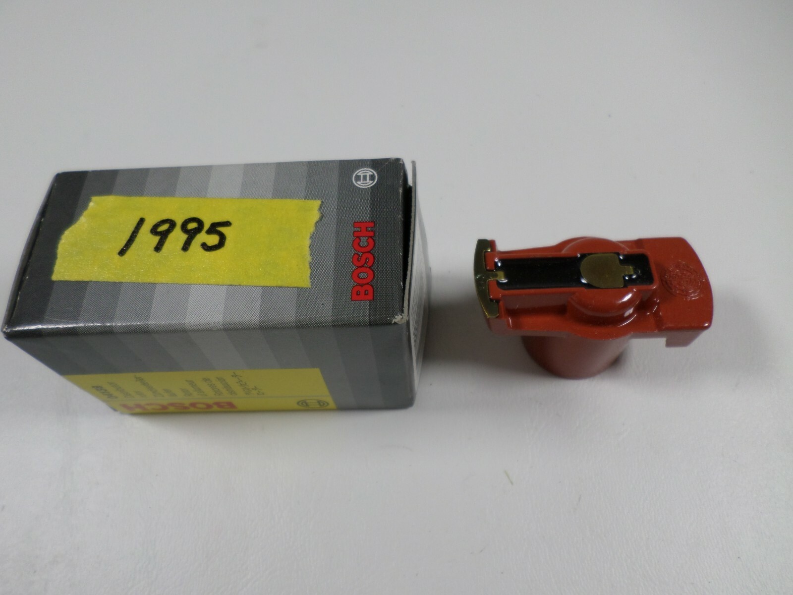 RARE NOS - Genuine Bosch Distributor Rotor - Part # - 04138