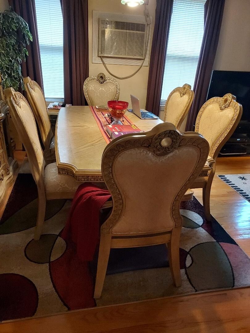 dining table set 6 chairs used