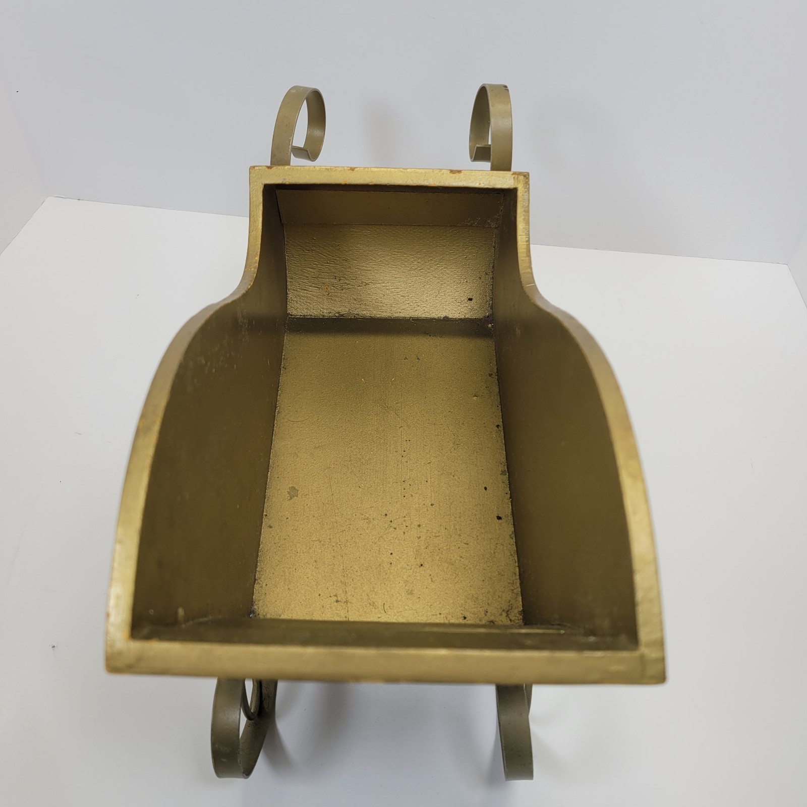 Gold Decorative Sleigh Planter Centerpiece