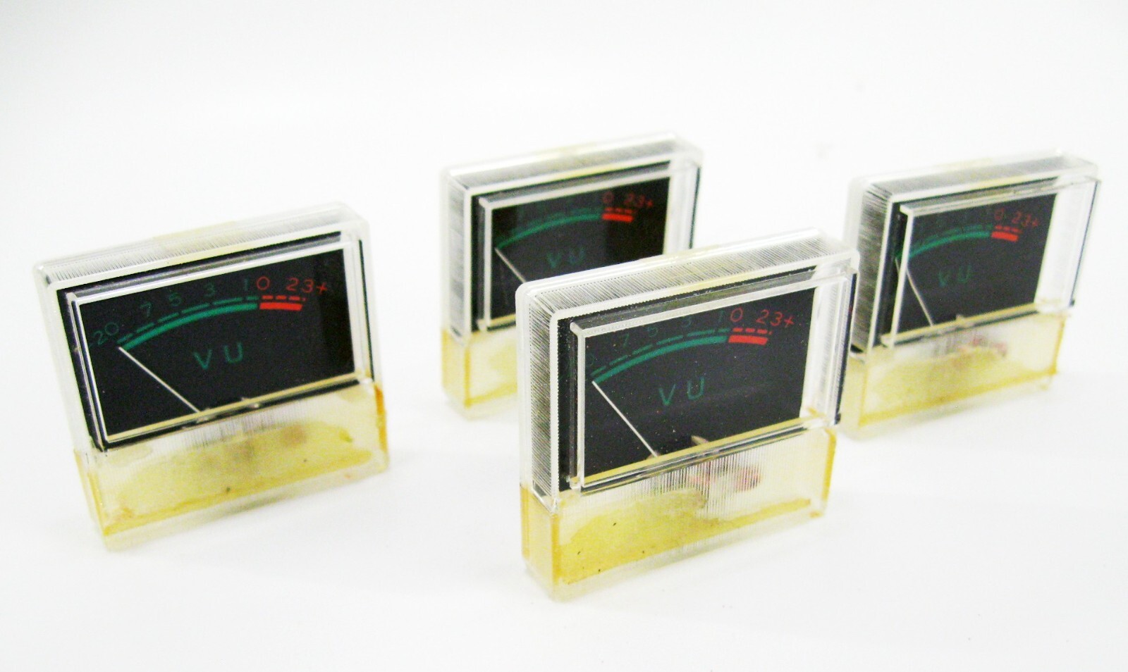 SANSUI QS-500 REAR CHANNEL AMPLIFIER PART VU METER 4 AVAILABLE
