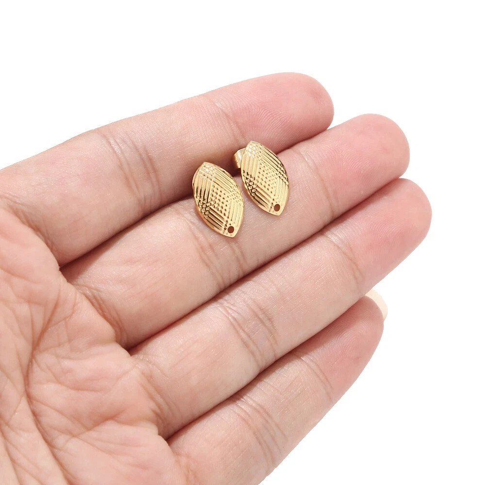 20pcs Stainless Steel Gold Carved Oval Earrings Post Connectors Earring Findings