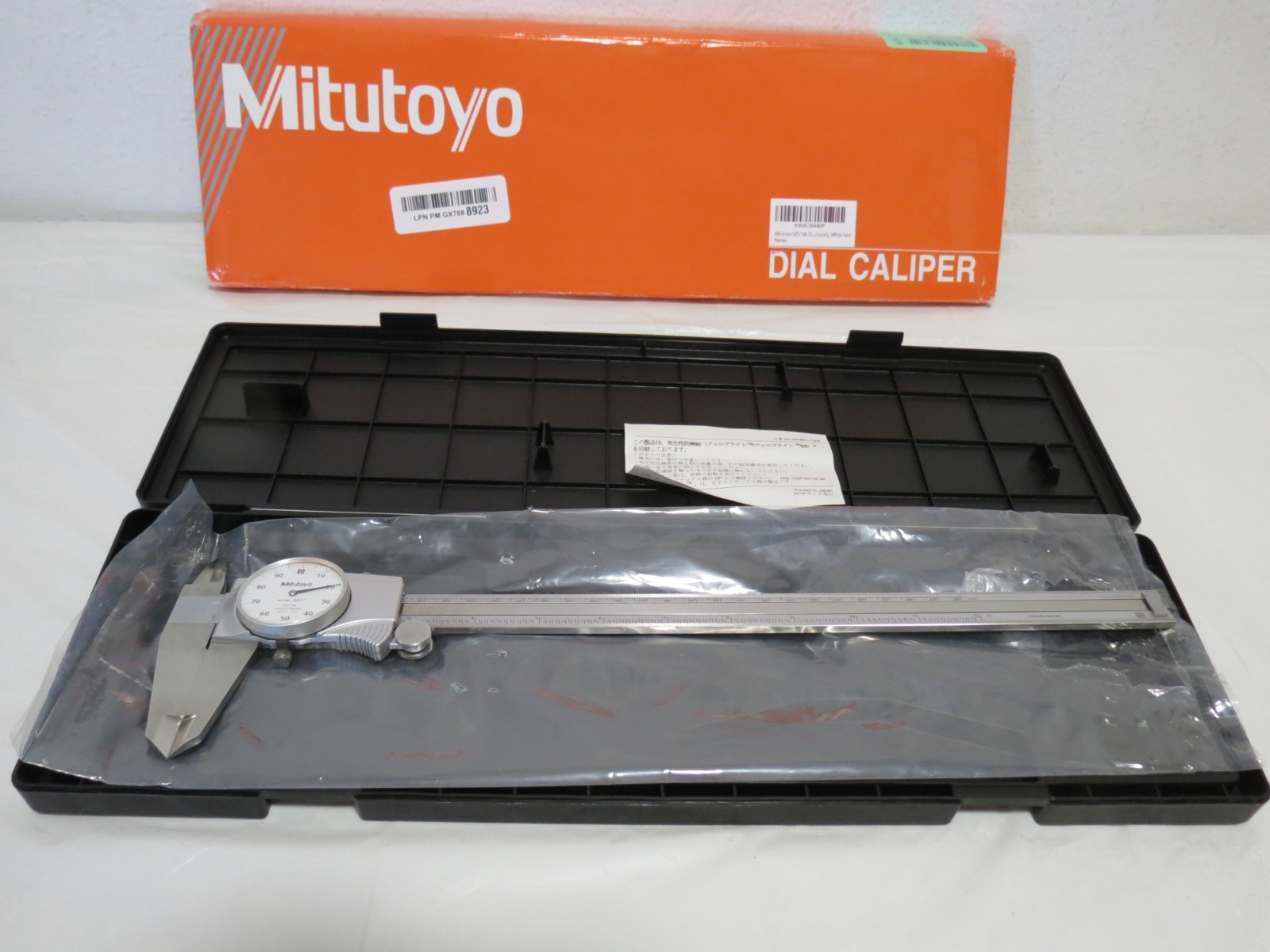 Mitutoyo 505-746 Dial Caliper.001" Graduation, 0.1" per Revolution, 0-12" Range,
