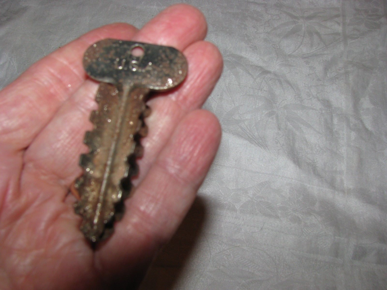 VTG Carroll Pipereamer Metal Four Sided Key